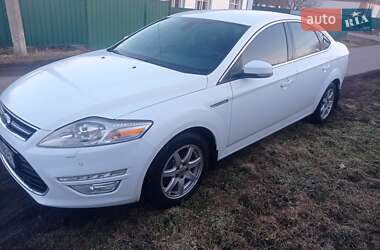 Седан Ford Mondeo 2012 в Решетиловке