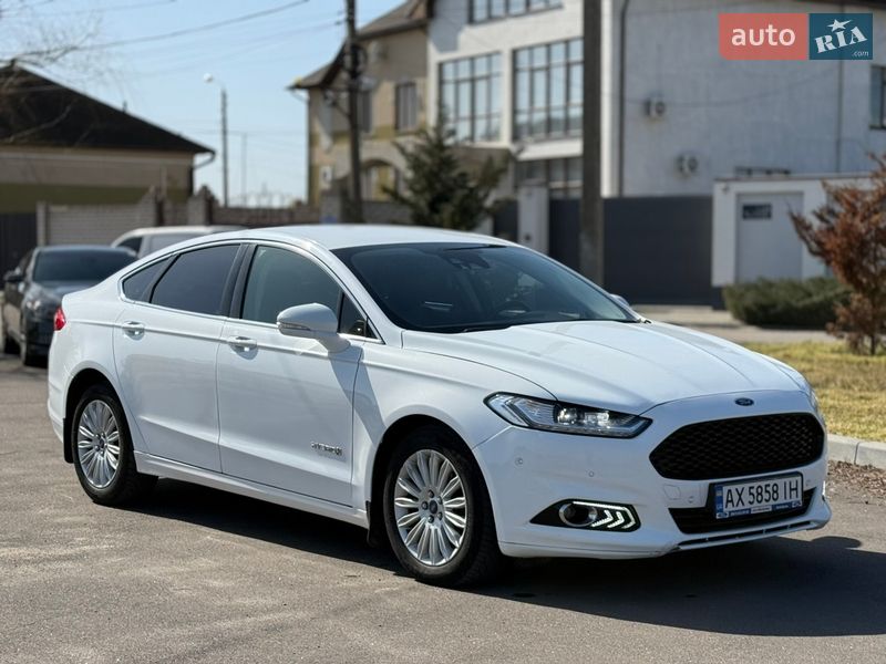 Седан Ford Mondeo 2016 в Миколаєві