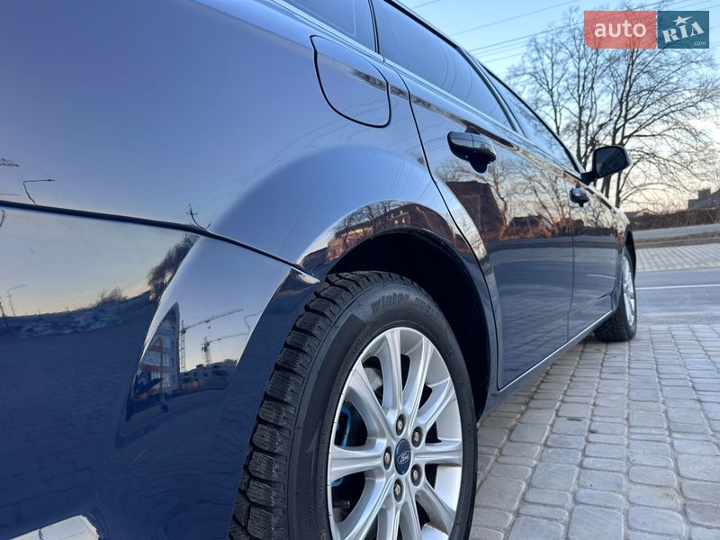 Універсал Ford Mondeo 2012 в Вінниці