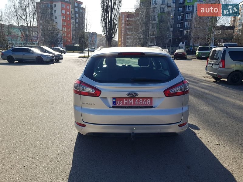 Универсал Ford Mondeo 2013 в Ровно