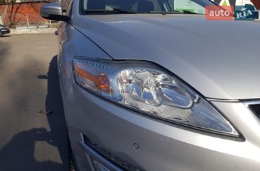 Универсал Ford Mondeo 2013 в Ровно