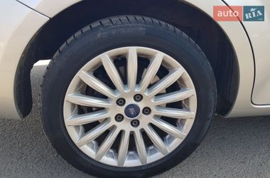 Универсал Ford Mondeo 2013 в Ровно