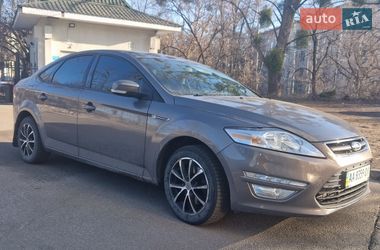 Лифтбек Ford Mondeo 2013 в Киеве