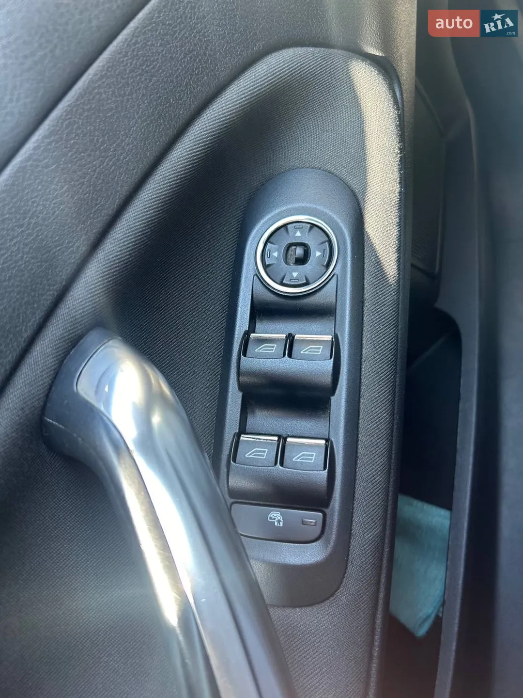 2011 Ford Mondeo - мініатюра 28