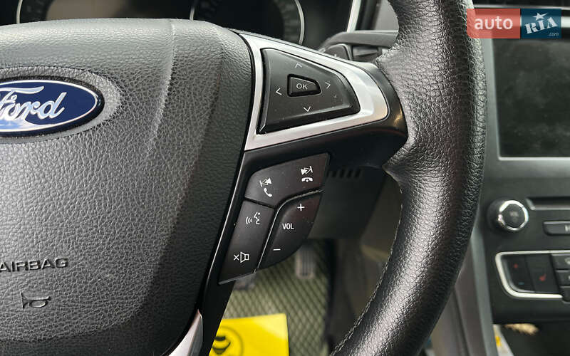 Седан Ford Mondeo 2018 в Коломые