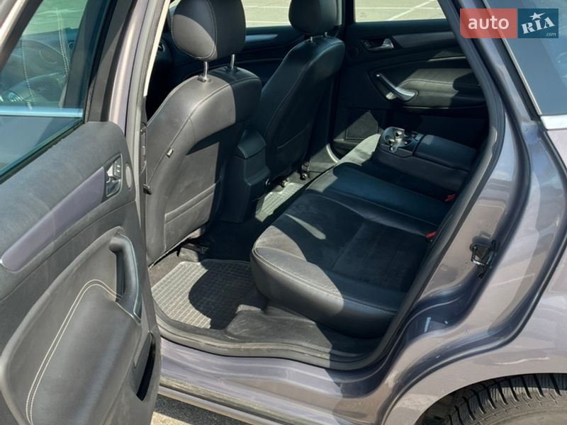 Седан Ford Mondeo 2012 в Киеве