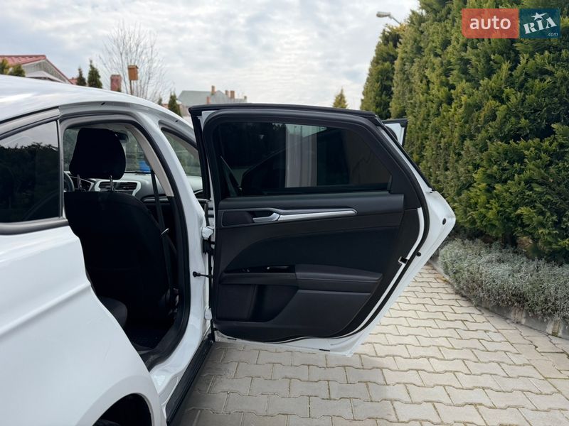 Лифтбек Ford Mondeo 2017 в Одессе фото 26 Лифтбек Ford Mondeo 2017 в Одессе