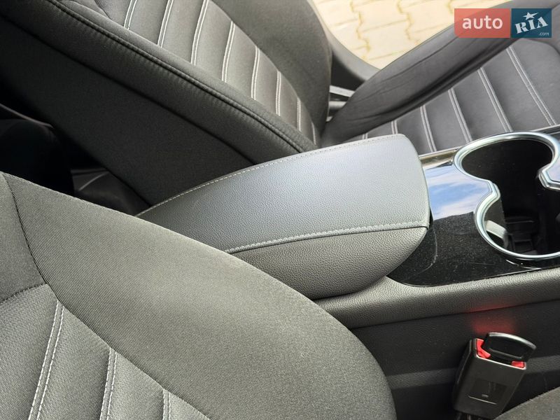 Лифтбек Ford Mondeo 2017 в Одессе фото 51 Лифтбек Ford Mondeo 2017 в Одессе