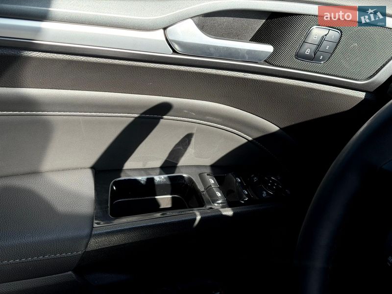 Седан Ford Mondeo 2016 в Николаеве