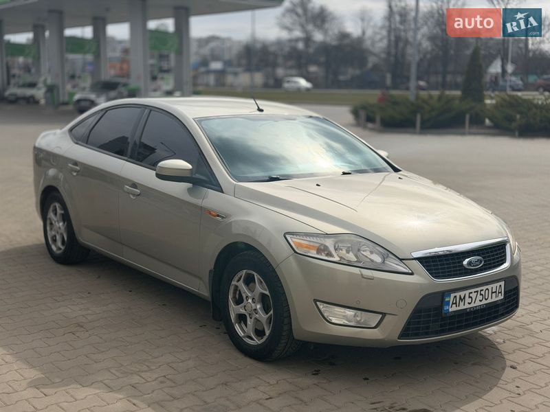 Седан Ford Mondeo 2010 в Житомирі