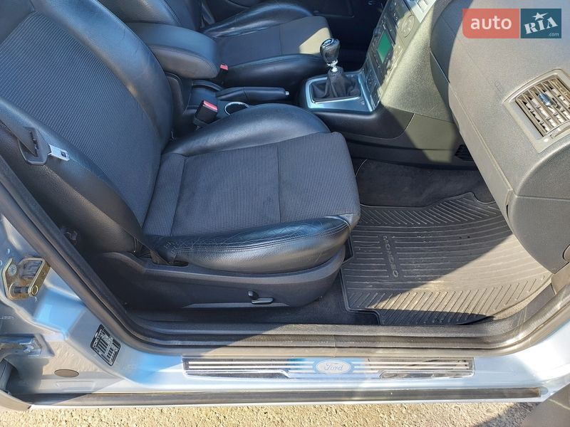 Седан Ford Mondeo 2005 в Полтаві