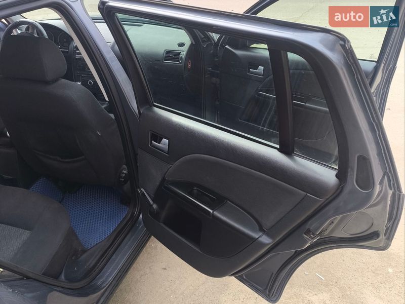 Універсал Ford Mondeo 2004 в Житомирі