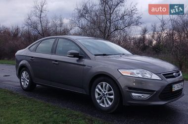 Седан Ford Mondeo 2011 в Козельщині