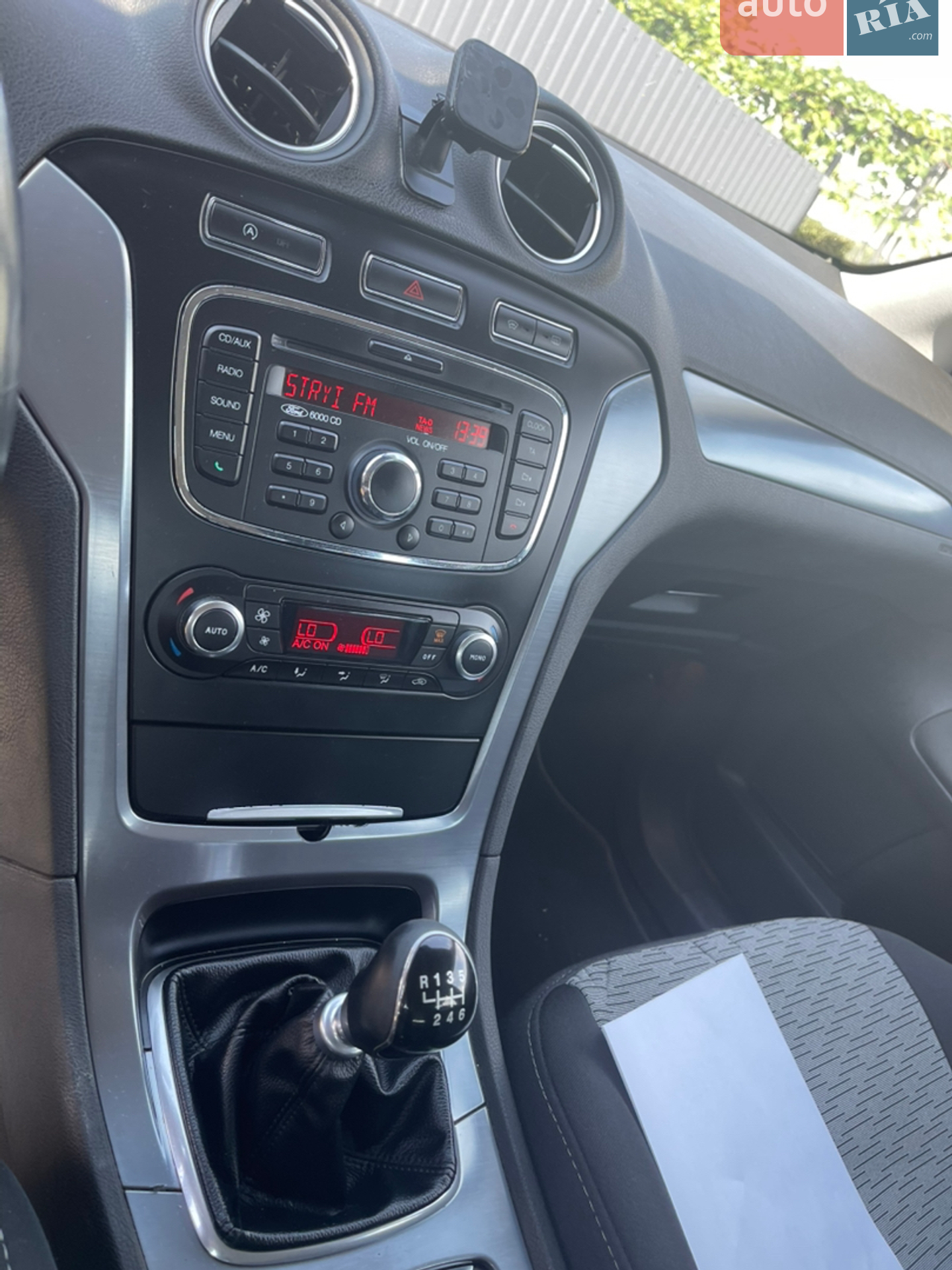 2013 Ford Mondeo - мініатюра 12