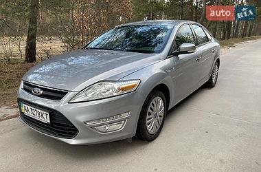 Седан Ford Mondeo 2014 в Славуте