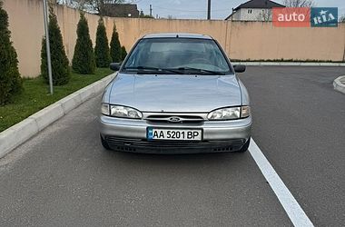 Лифтбек Ford Mondeo 1993 в Борисполе