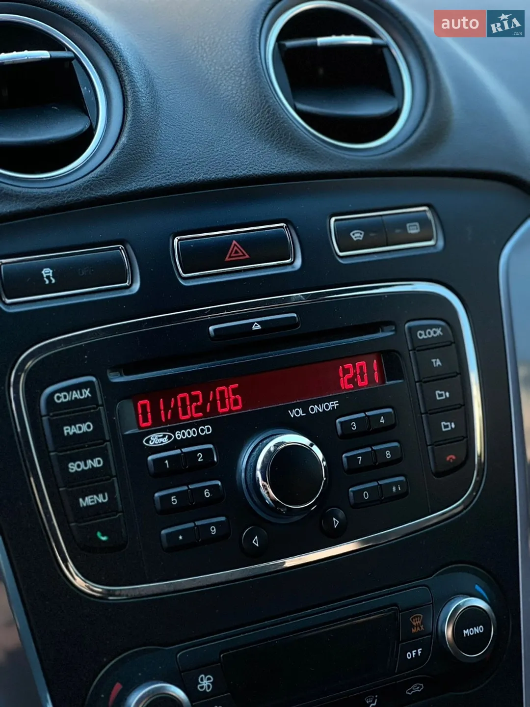 2014 Ford Mondeo - мініатюра 8