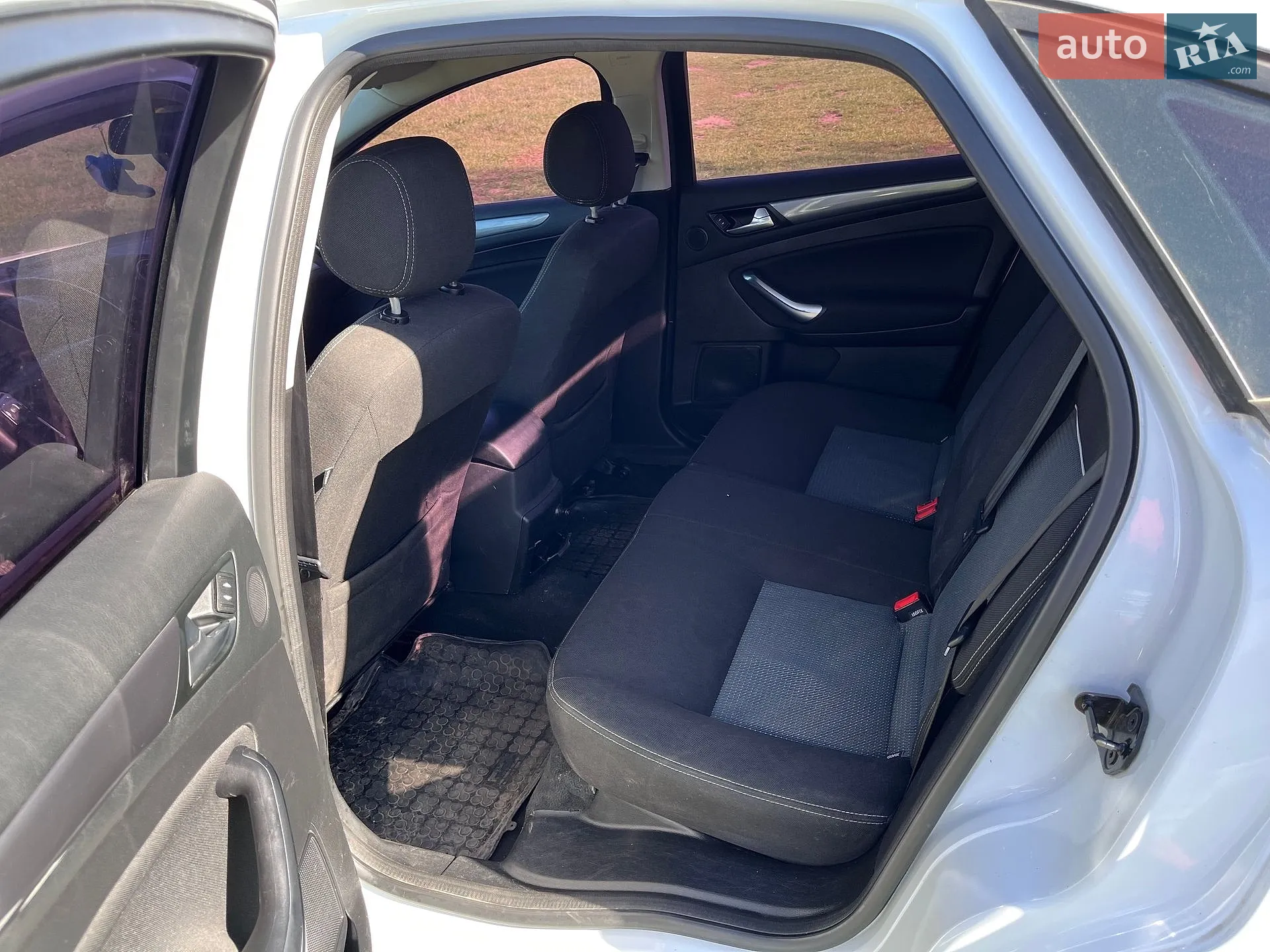 2010 Ford Mondeo - мініатюра 9