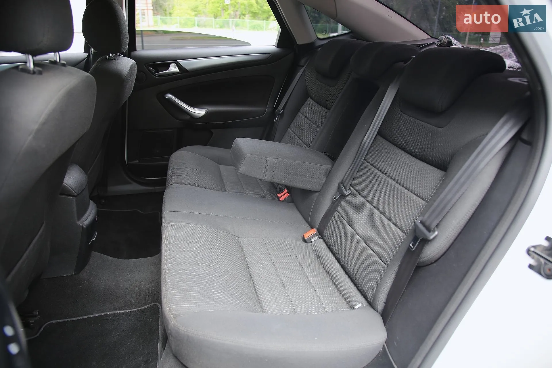 2011 Ford Mondeo - мініатюра 8