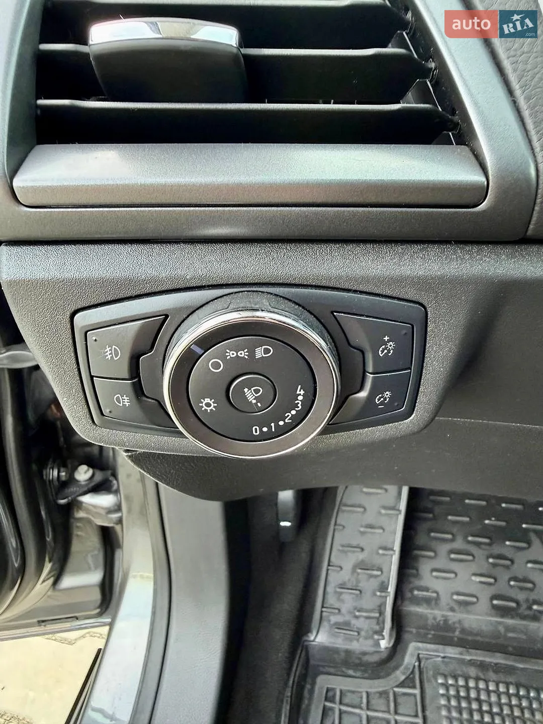 2014 Ford Mondeo - мініатюра 83