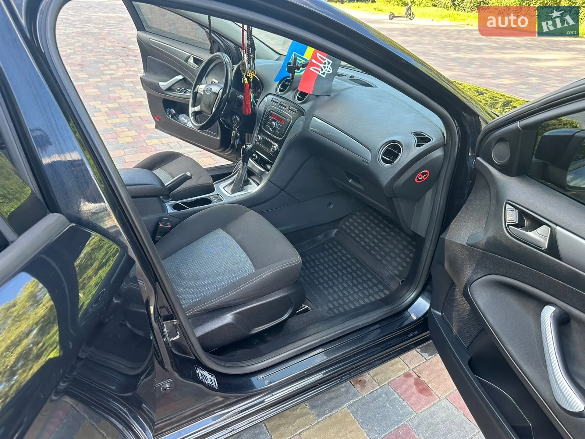 2010 Ford Mondeo - мініатюра 13