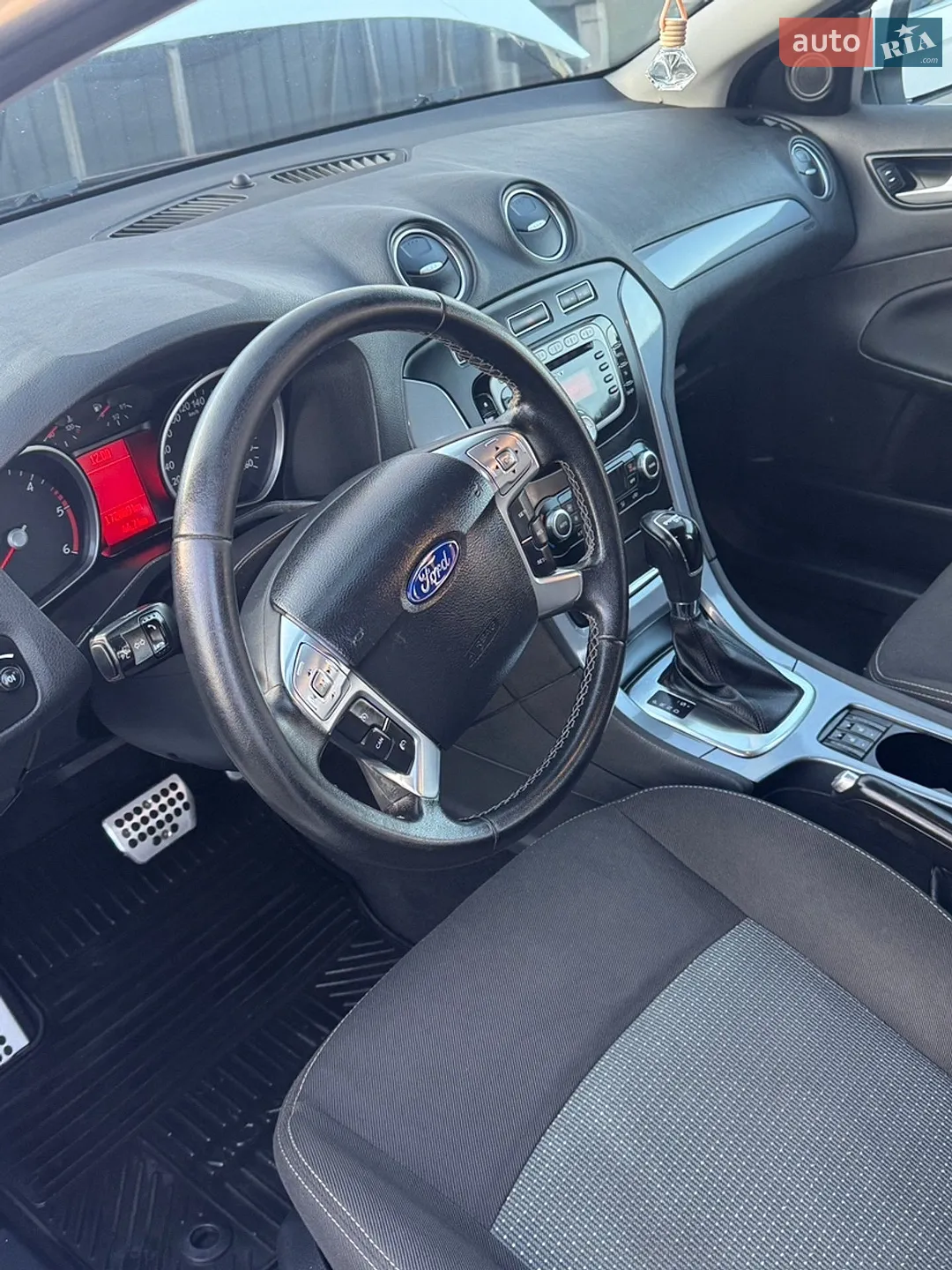 2014 Ford Mondeo - мініатюра 13