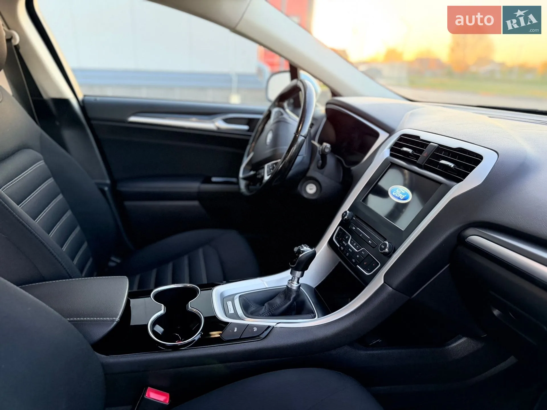 2016 Ford Mondeo - мініатюра 37