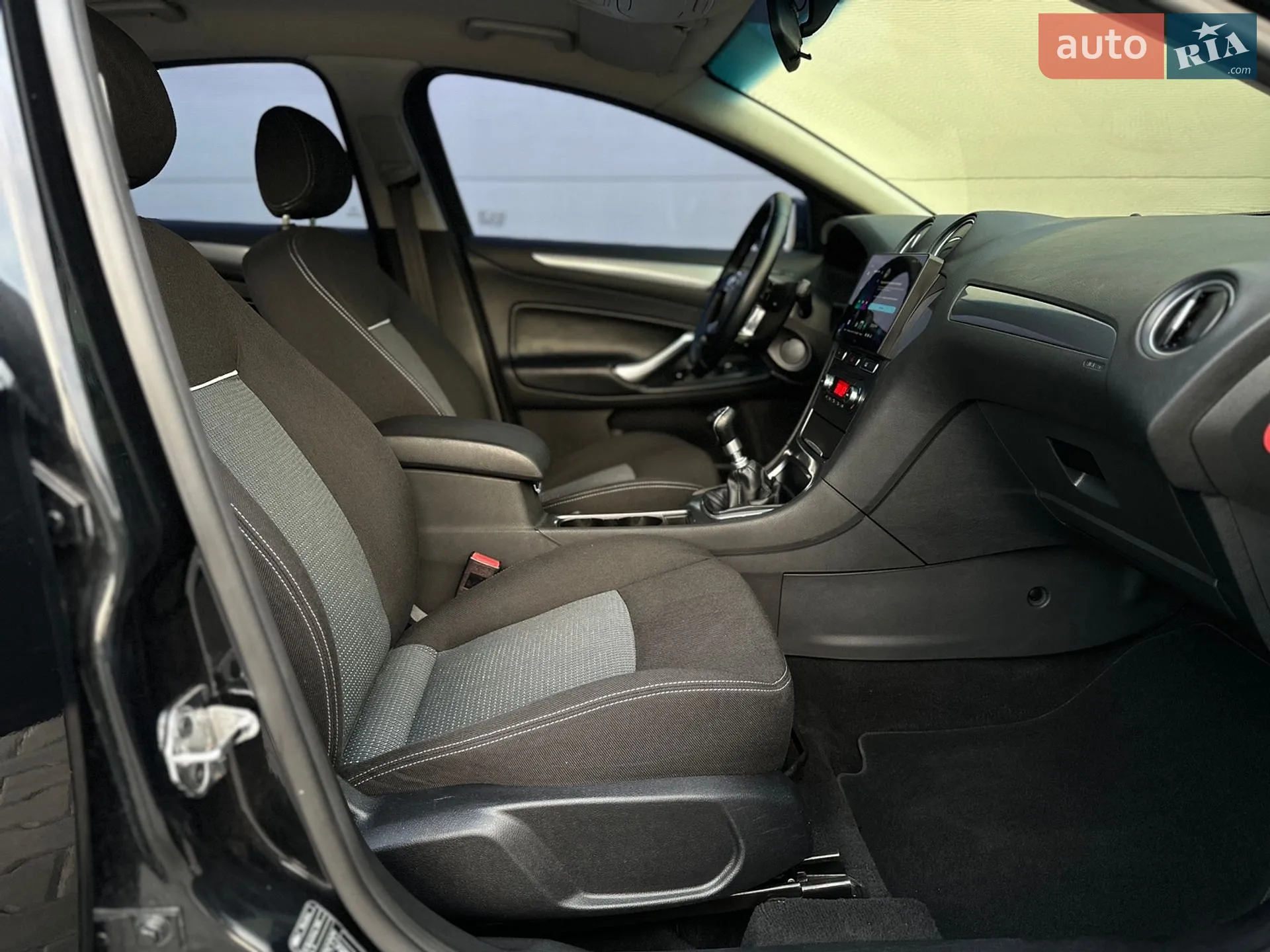 2013 Ford Mondeo - мініатюра 14