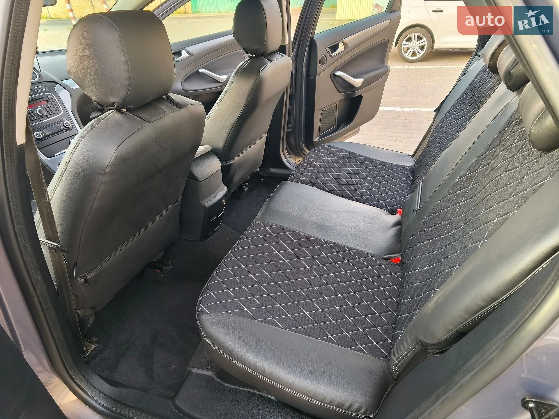 2011 Ford Mondeo - мініатюра 52
