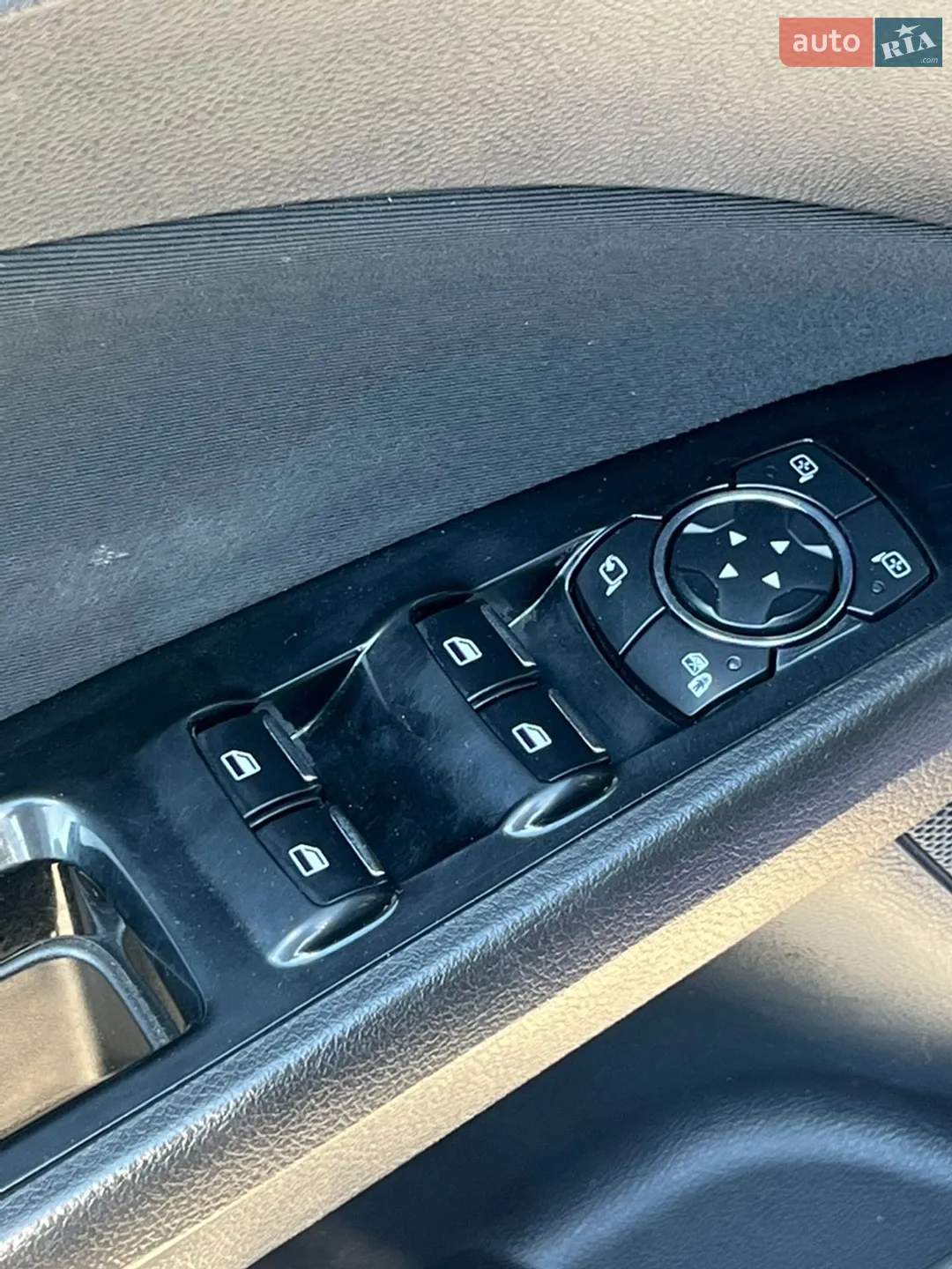 2016 Ford Mondeo - мініатюра 33