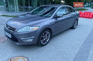 Седан Ford Mondeo 2011 в Киеве