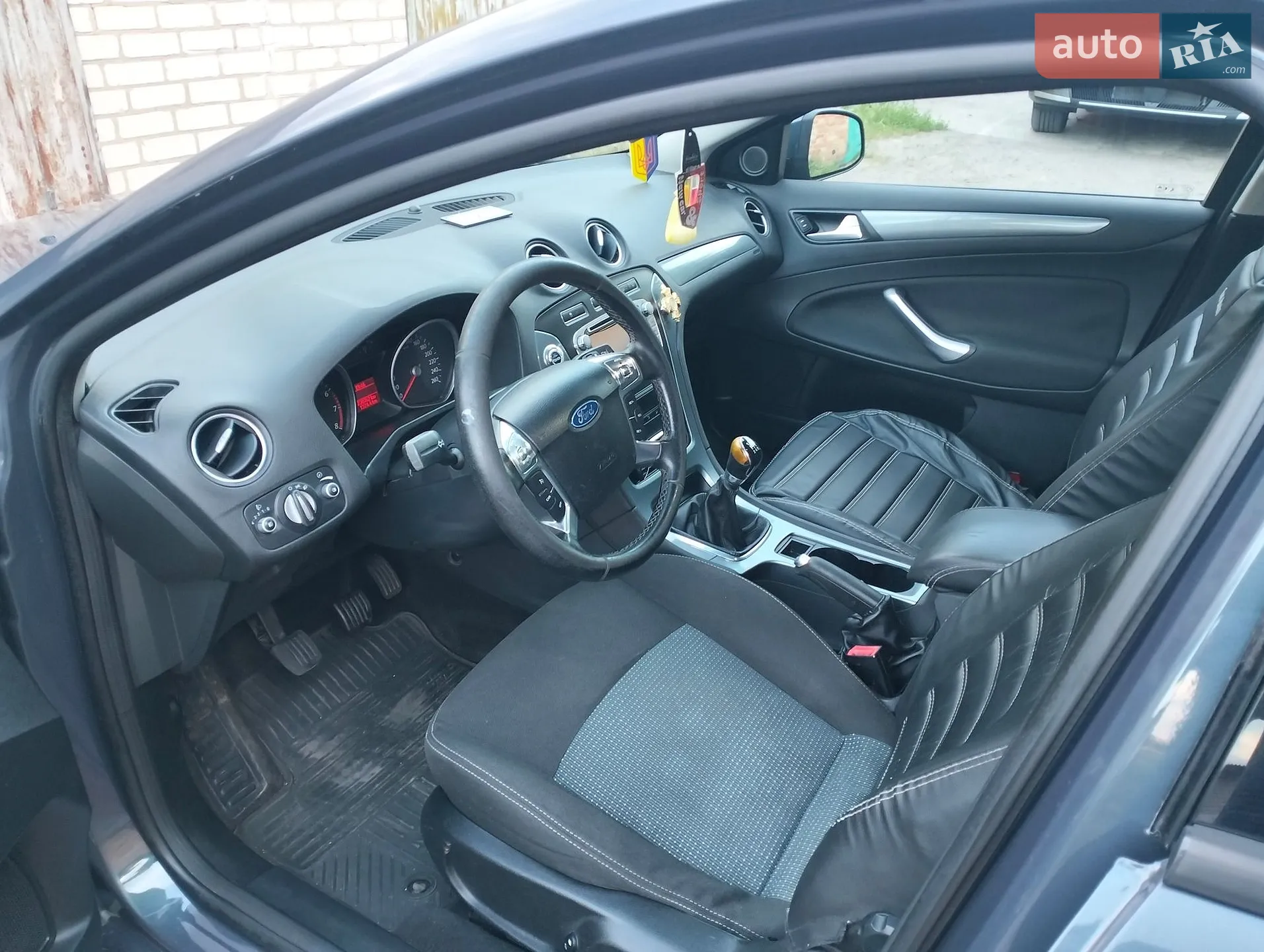2010 Ford Mondeo - мініатюра 22