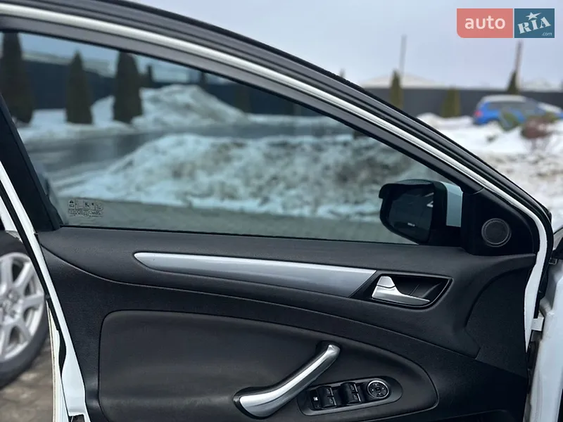 Ford Mondeo 2010 VIN WF0GXXGBBGAB73234 фото оголошення 12 з 55