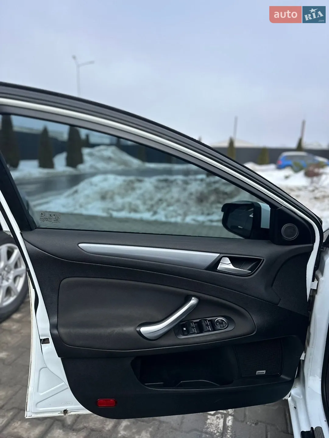 Ford Mondeo 2010 VIN WF0GXXGBBGAB73234 фото оголошення 12 з 17