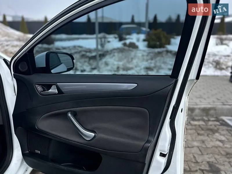 Ford Mondeo 2010 VIN WF0GXXGBBGAB73234 фото оголошення 16 з 55