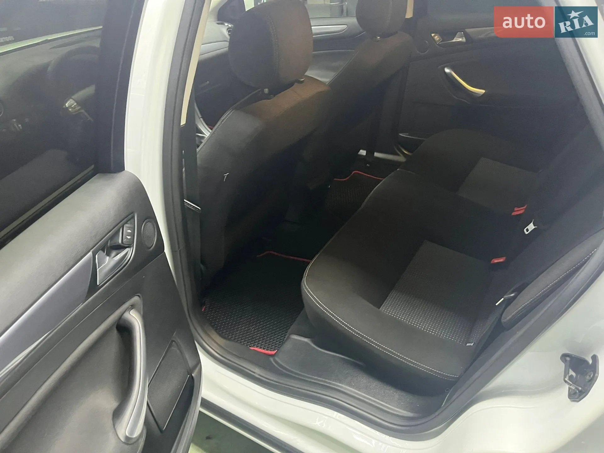 2012 Ford Mondeo - мініатюра 14