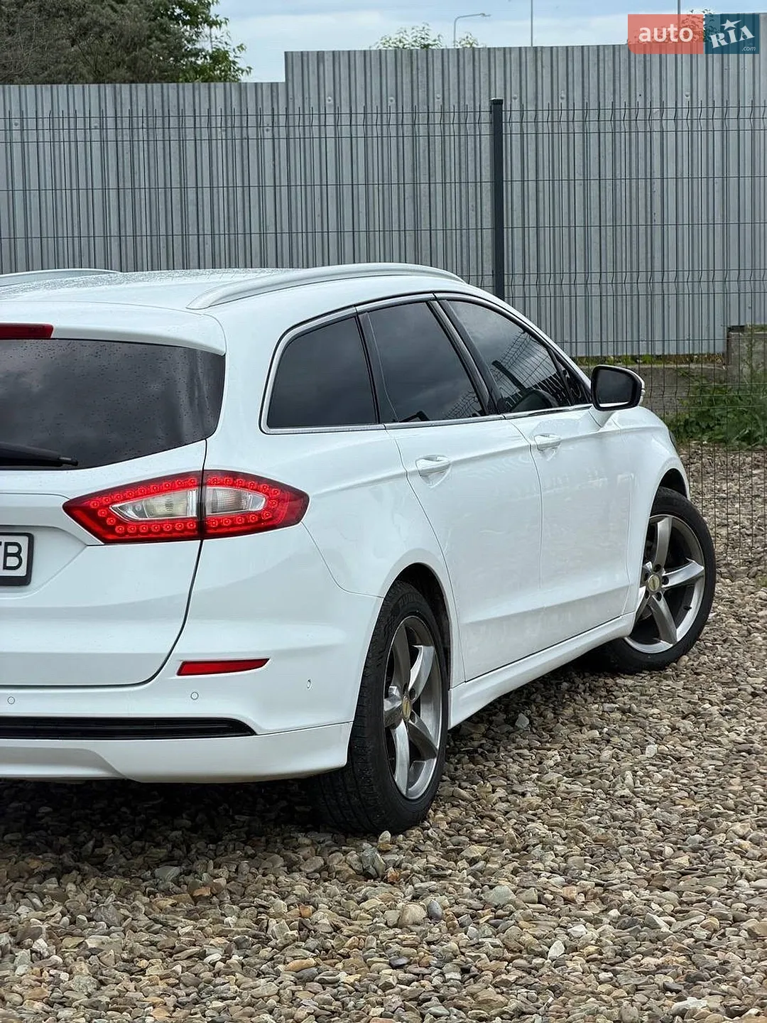 2015 Ford Mondeo - мініатюра 25