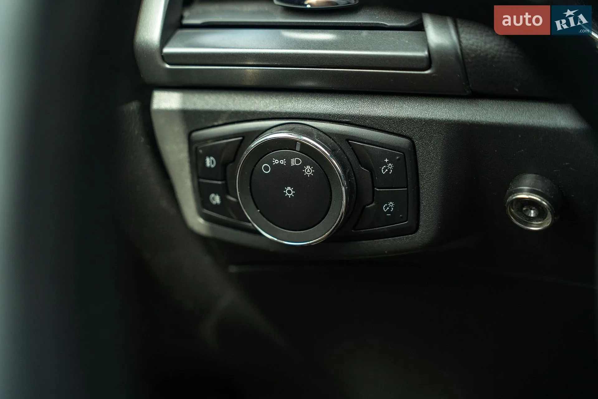 2015 Ford Mondeo - мініатюра 20