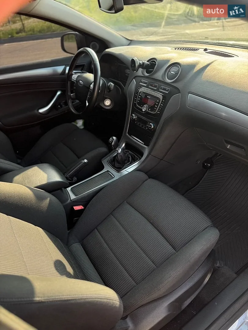 2010 Ford Mondeo - мініатюра 31