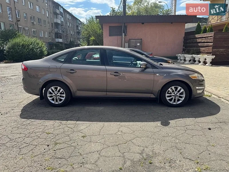 Ford Mondeo