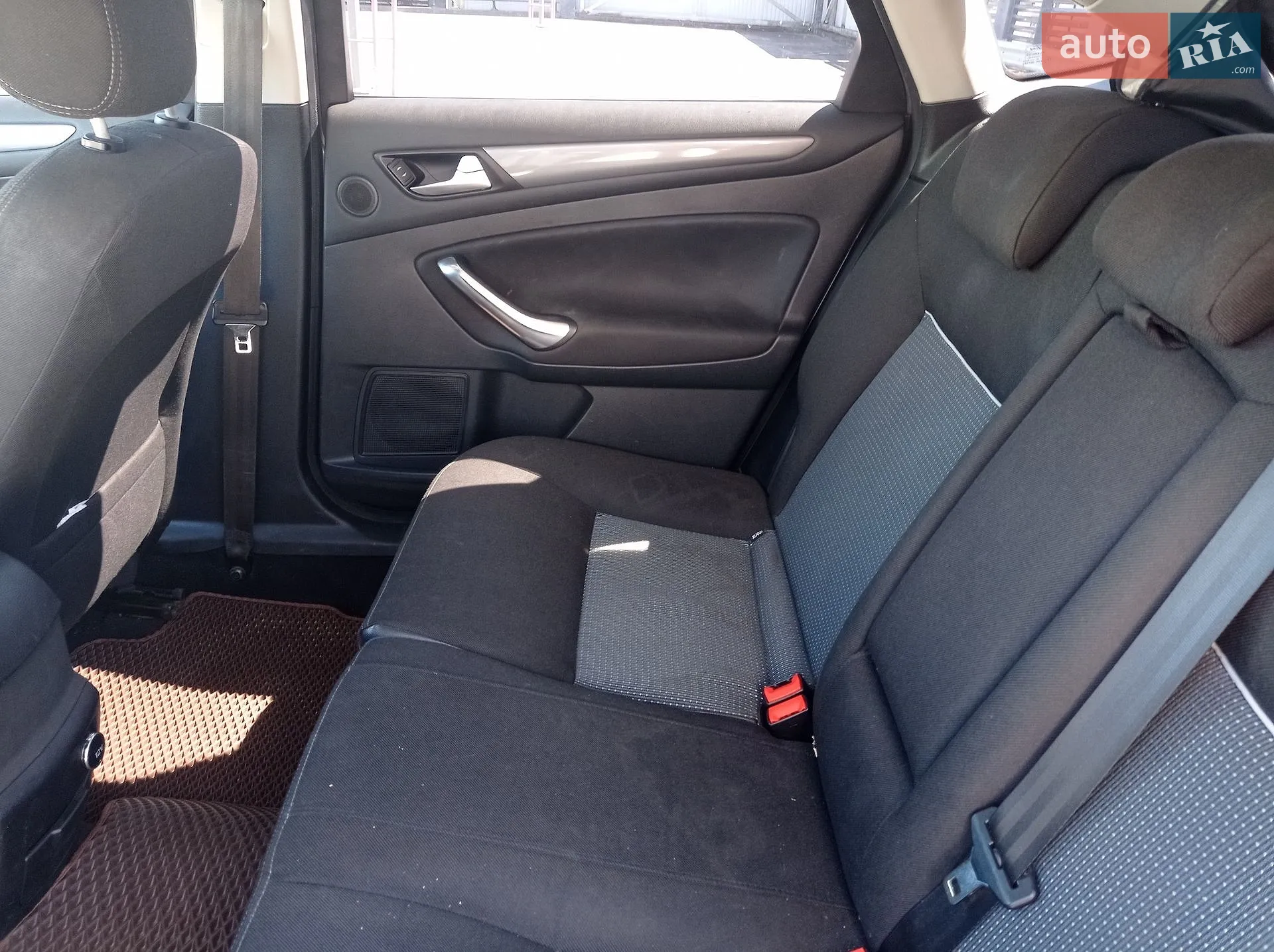 2013 Ford Mondeo - мініатюра 9