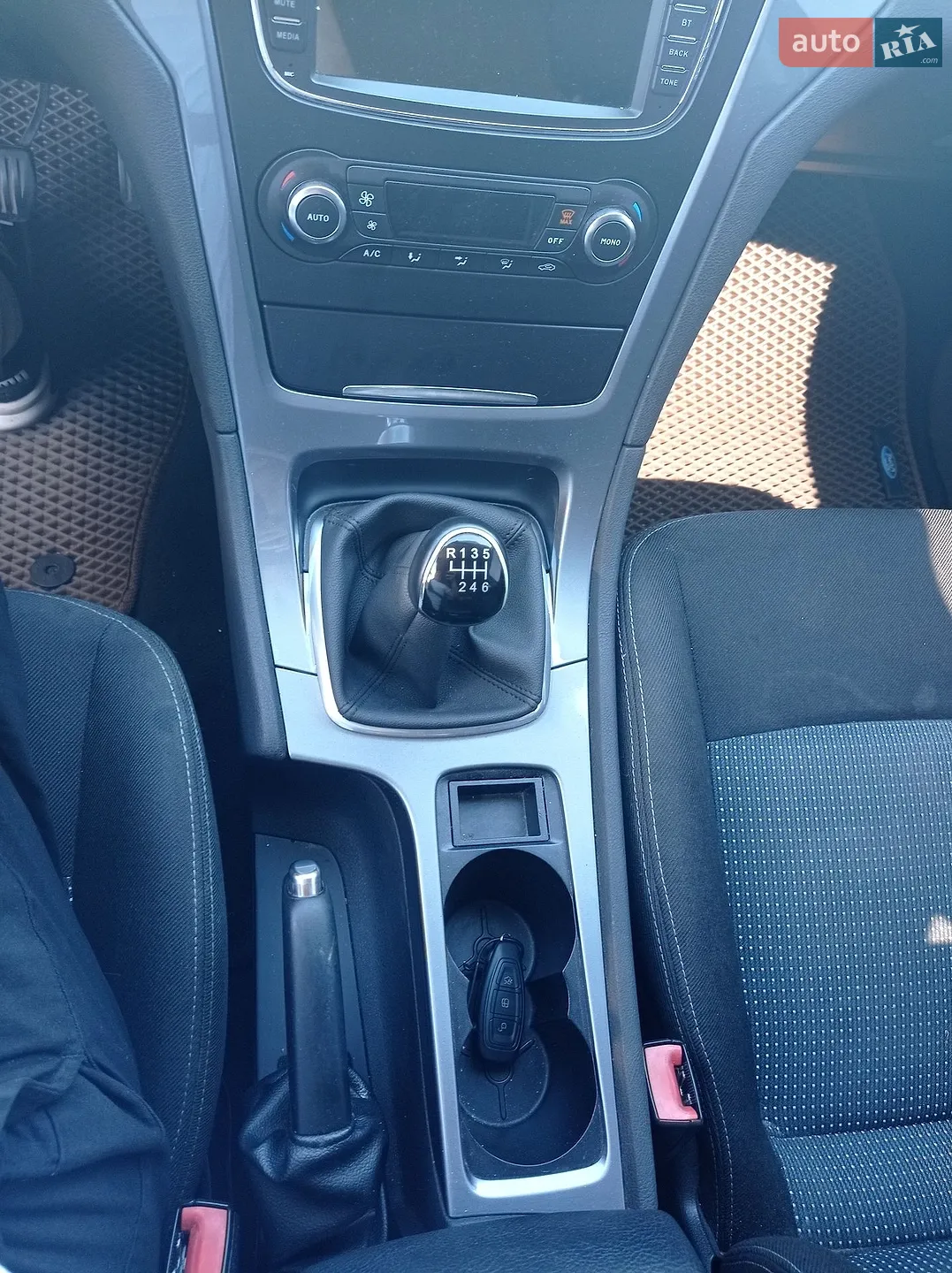 2013 Ford Mondeo - мініатюра 12