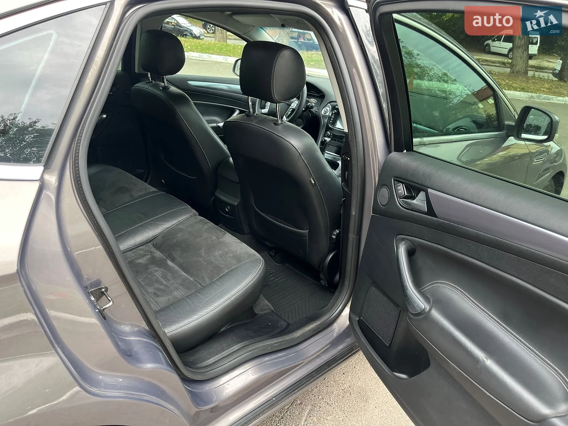 2011 Ford Mondeo - мініатюра 18