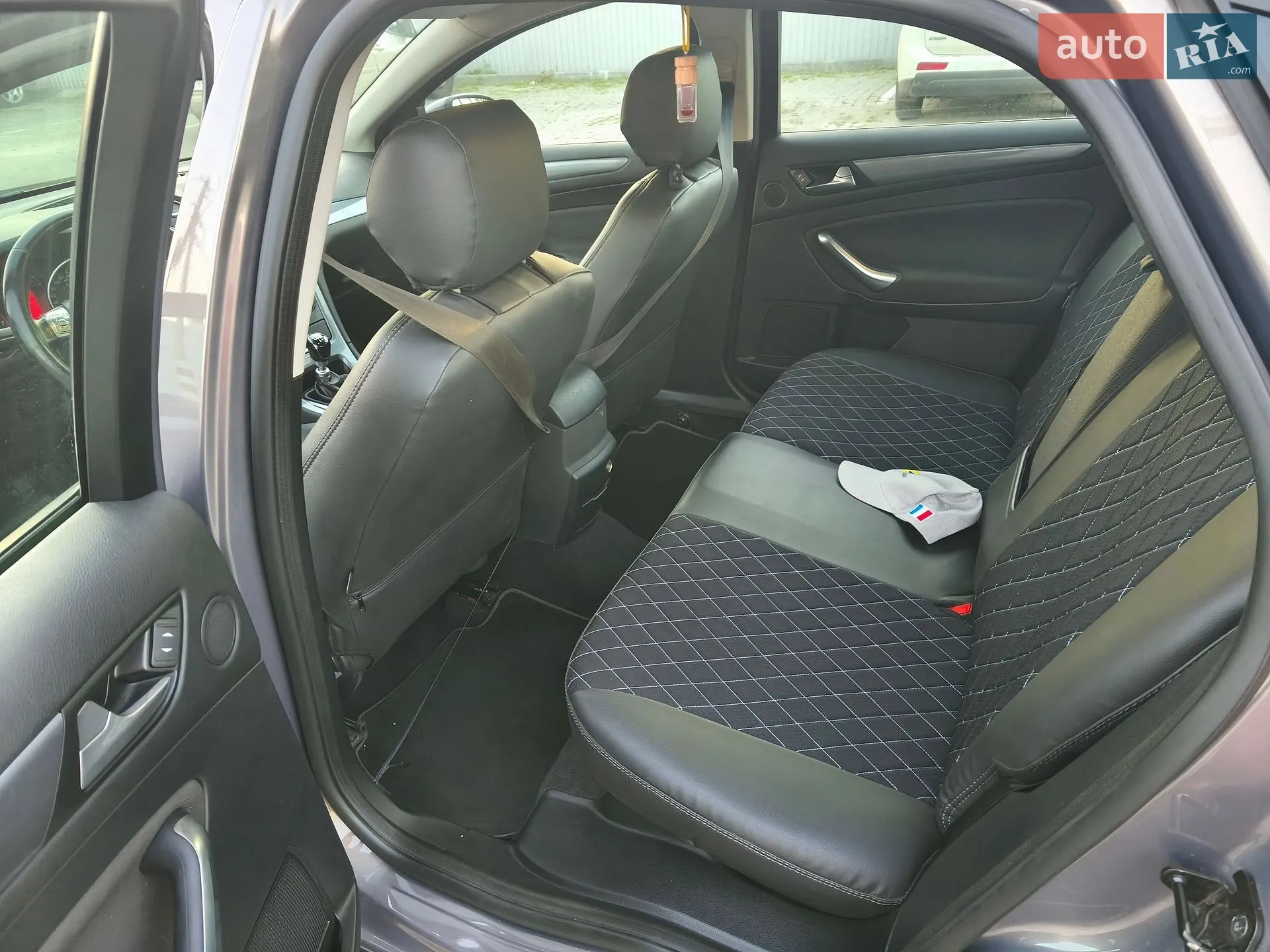 2012 Ford Mondeo - мініатюра 37