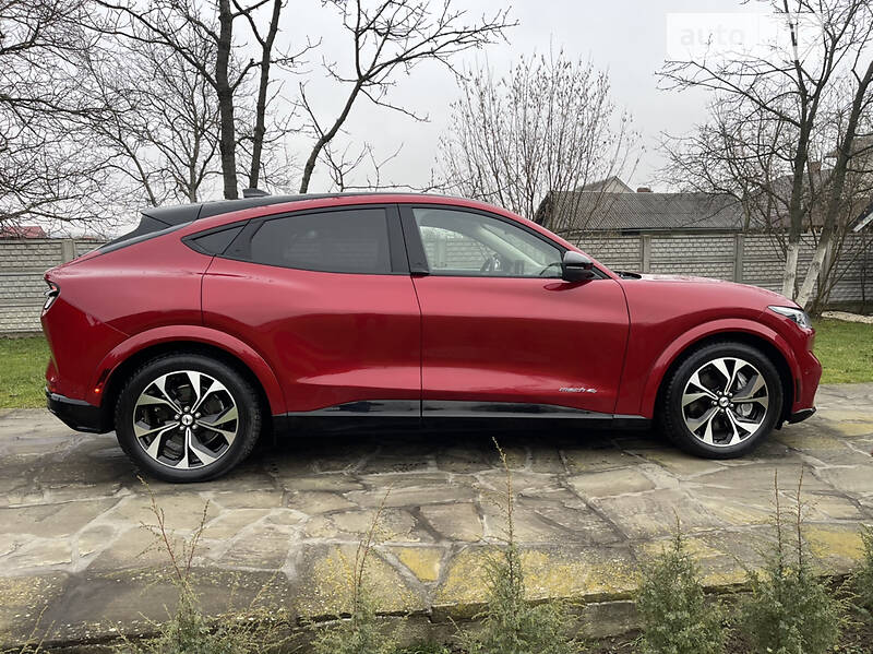 Внедорожник / Кроссовер Ford Mustang Mach-E 2021 в Ивано-Франковске