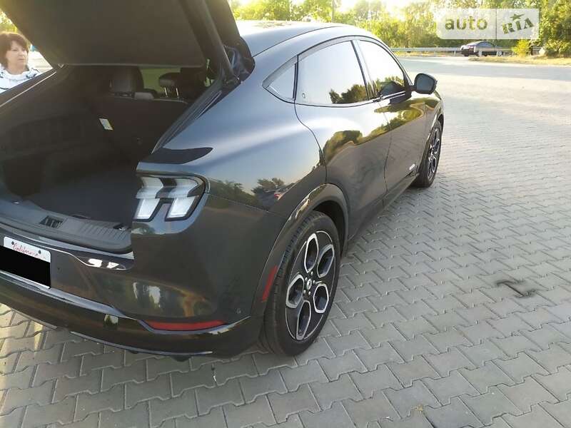 Внедорожник / Кроссовер Ford Mustang Mach-E 2022 в Киеве