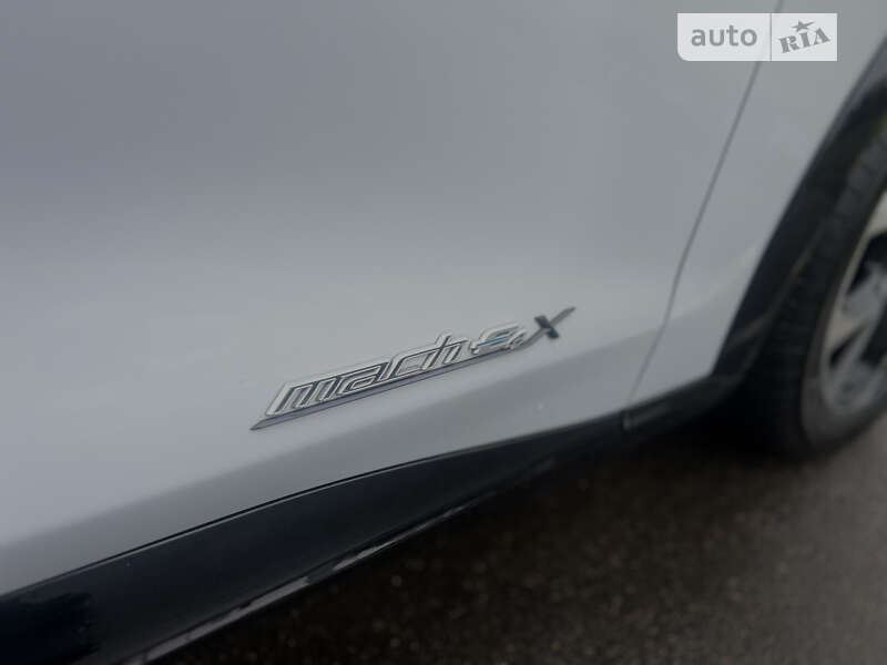 Внедорожник / Кроссовер Ford Mustang Mach-E 2021 в Тернополе