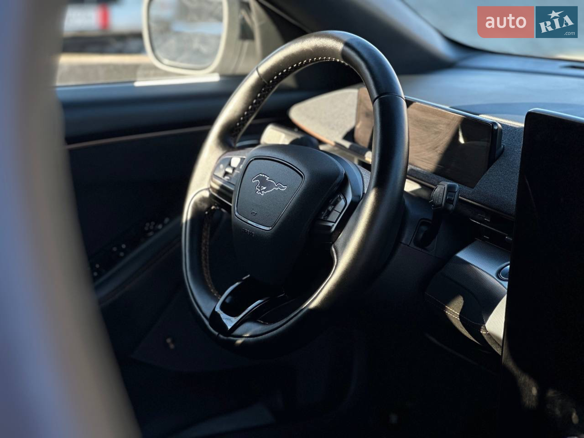 2021 Ford Mustang Mach-E - мініатюра 11