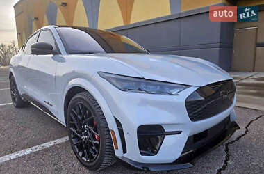 Внедорожник / Кроссовер Ford Mustang Mach-E 2021 в 