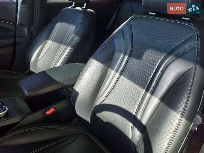 Позашляховик / Кросовер Ford Mustang Mach-E 2021 в Ужгороді
